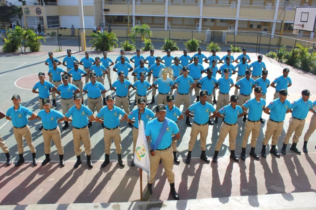 1001538510-1024x682 Servicio Militar Obligatorio en RD, Creación del Programa de Servicio Militar Disciplinario Obligatorio para Estudiantes con Conductas Anti-educativas, MINERD