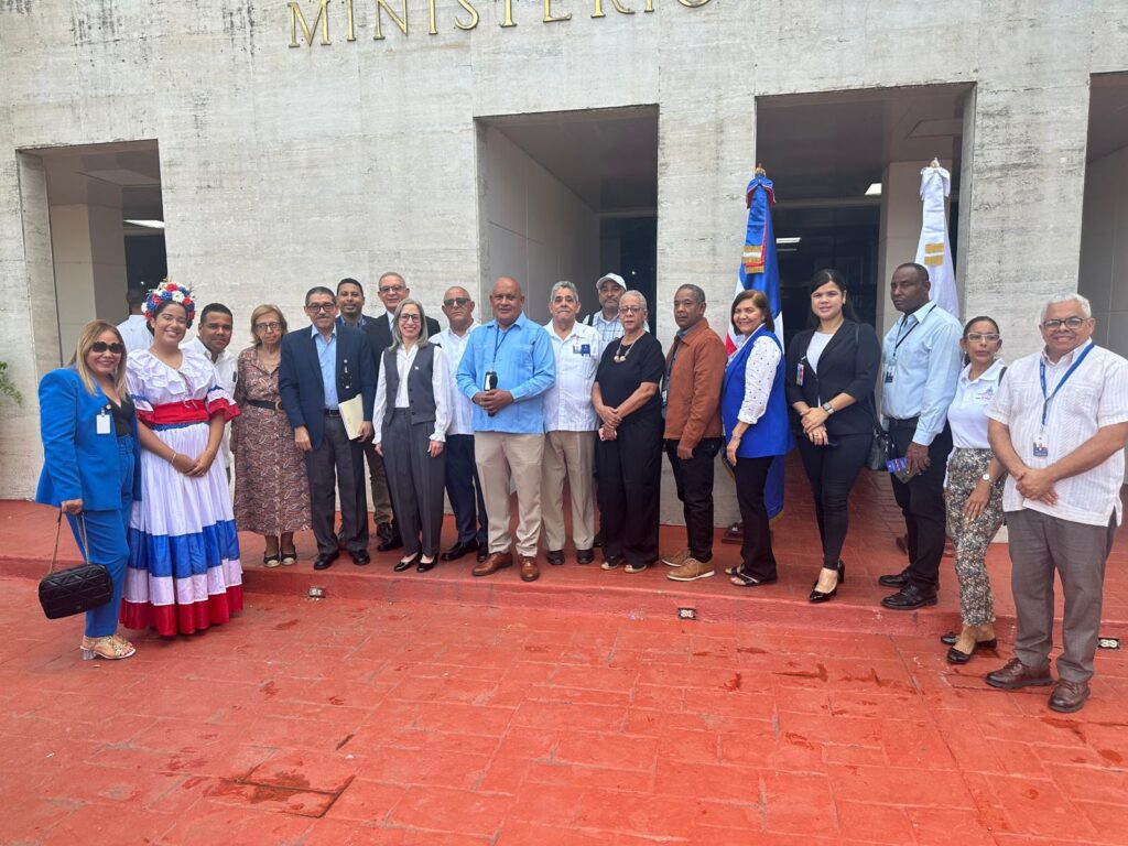 2-1024x768 MINERD conmemora el 181 aniversario de la Constitución dominicana y reafirma compromiso con la formación ciudadana