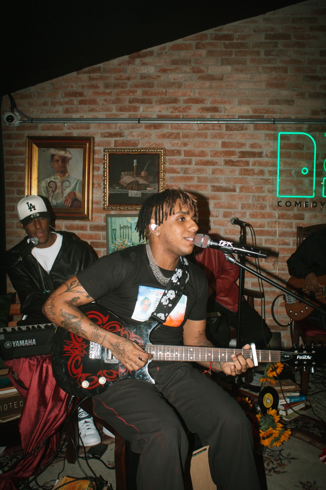 Aaron 21 llena el “Primo Day”, agradeciendo el amor a “Lo Primo”